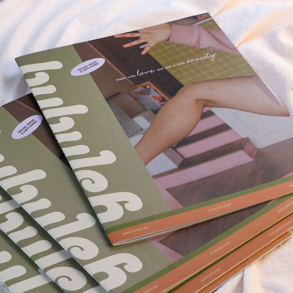 China Custom Wholesale A4 Catalog Perfect Binding Soft Cover Custom Printing on Kraft Paper Offset Paper Cardboard