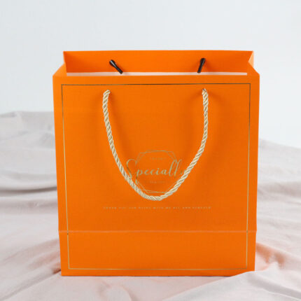 Small Elegant Bottom Box